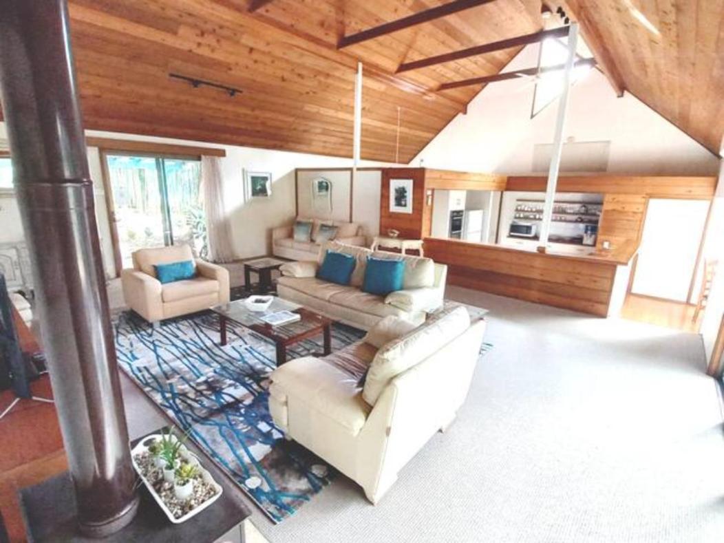 Lake Russell Retreat Emerald Beach Εξωτερικό φωτογραφία